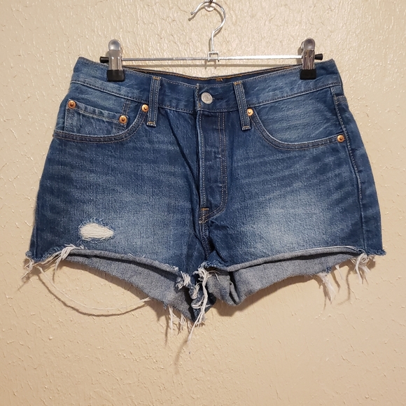 Levi's 501 Button‎ Fly Shorts Size 27 - Picture 1 of 7